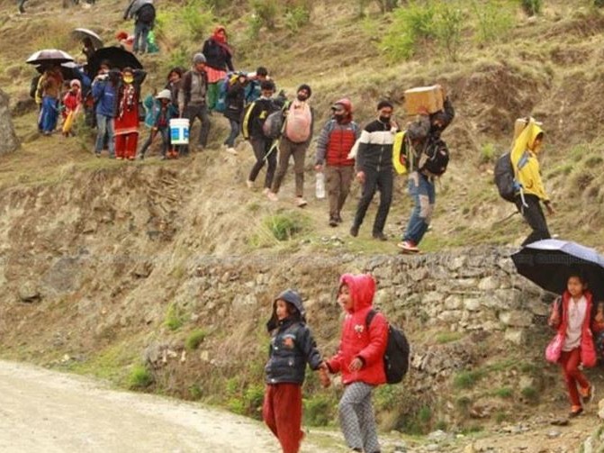 चिसो छल्न तराई झर्दै हुम्ली